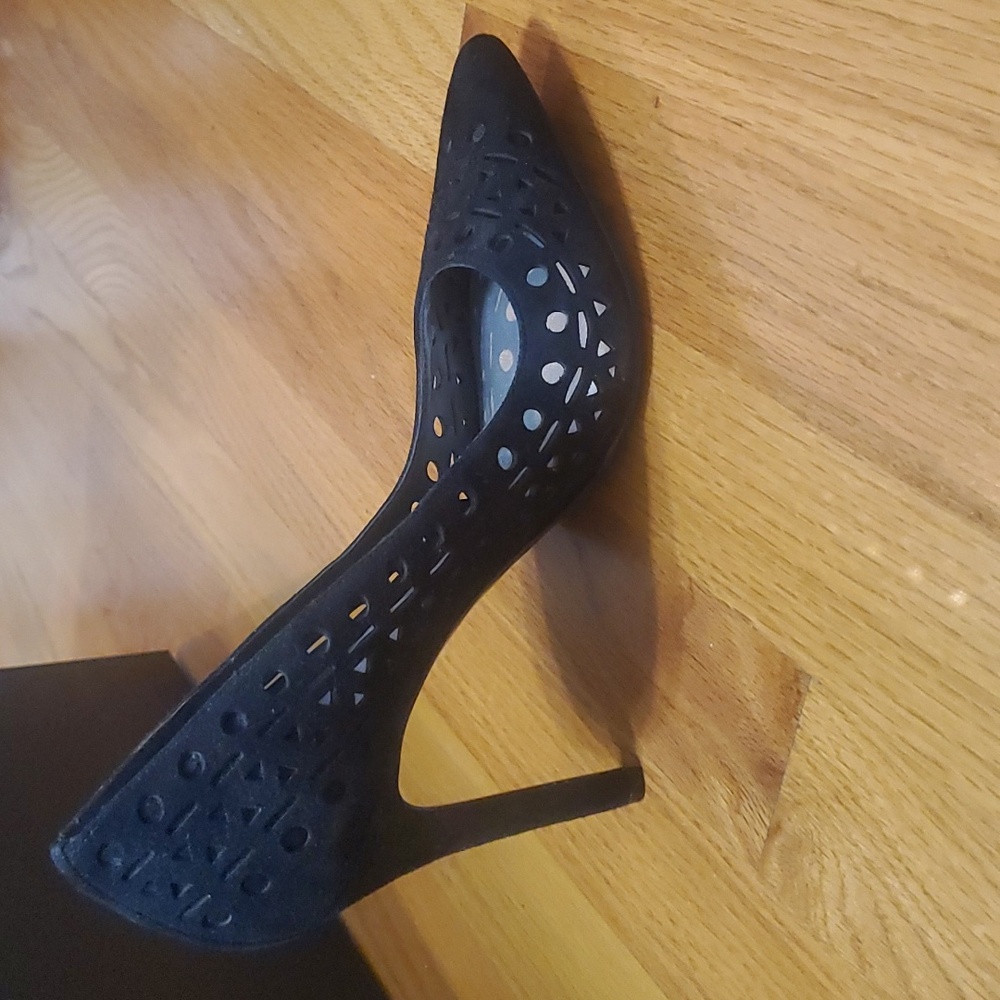 BCBG black suade pumps